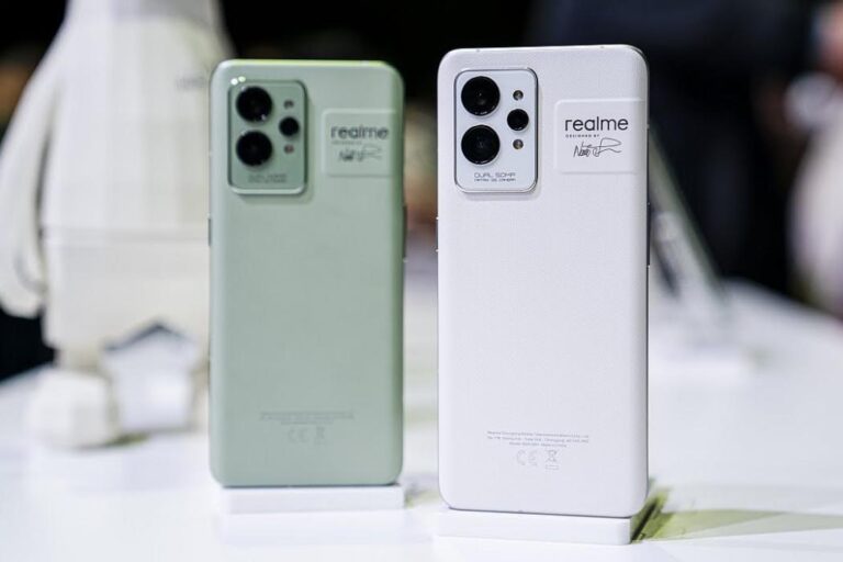 Realme GT 2 Pro Camera Test & Realme GT2 vs IQOO 9 Pro